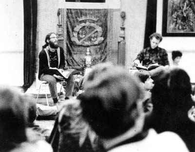 Allen Reading Poetry 1960s